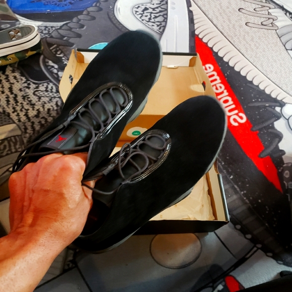 Jordan future - Picture 2 of 4